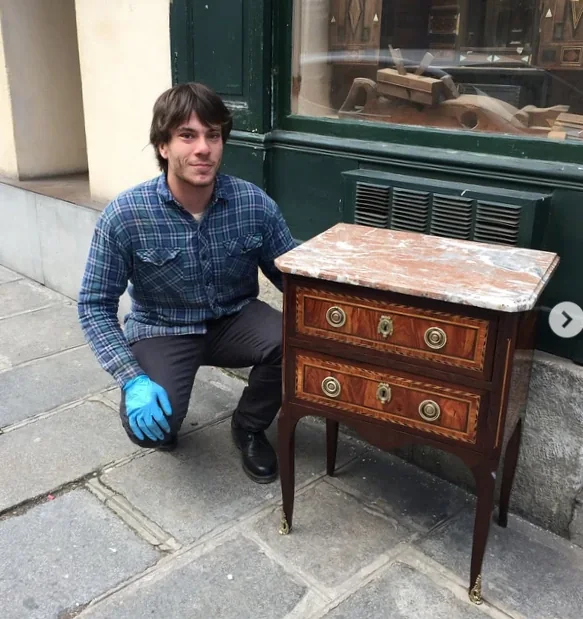 Ébéniste · Restauration de mobilier d’art